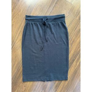 Alternative S black knit skirt NWOT